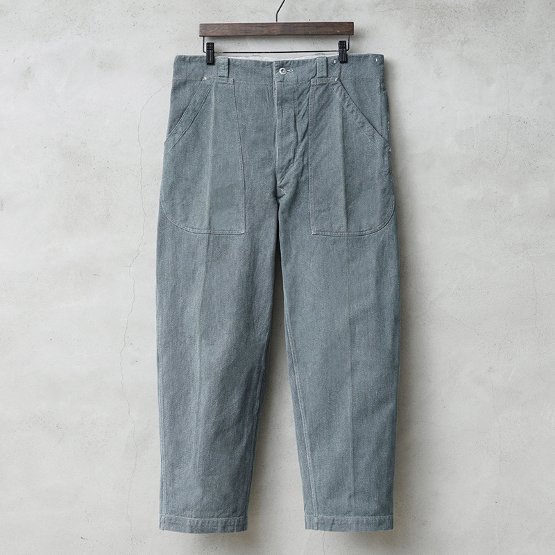 楽天市場】実物 新品 デッドストック イタリア軍 E.I. チノ