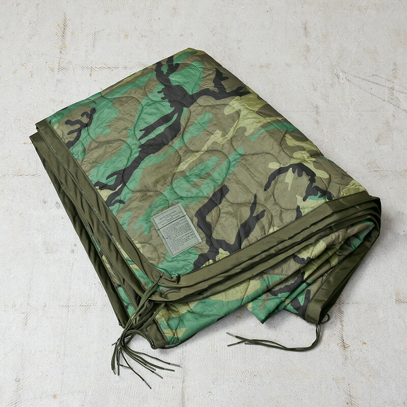 【楽天市場】★実物 新品 デッドストック 米軍 ポンチョライナー ウッドランド迷彩【クーポン対象外】【I】｜防寒 保温 キルティング シート