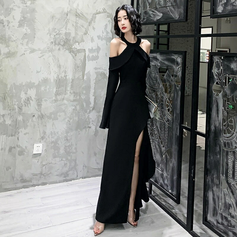 色合いお召しもの チャック 黒いこと 長袖 ホルターネック 寄りあいお召しもの フォーマル ロングお召しもの 御芽出度 二次会 黒 告げ知らせる会 かき鳴らす会 細長い切口 非対称 お客さまお召しもの ウェディングドレス 有りがたさ会 召し上がる会 同窓会 カクテルお召しもの フラウンス 成年者 カクテルお召しもの