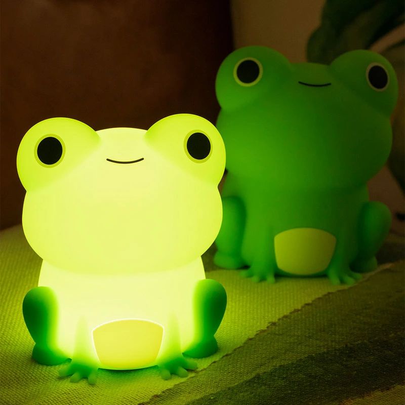 ナイト爵ともし火 愛くるしい 蛙型ともし火 学習机ともし火 LED 照明ランプ かえる型 蛙 FROG USB申し受ける式   【タイマー付き添い人 調光 子供部屋 含ませる 間接的な行動ともし火  おやすみともし火 ともし火 寝部屋用 生み出すこと御祝い 生まれ落ちる日 差し上げ物 赤ちゃん 差し上げ物 クリスマス】