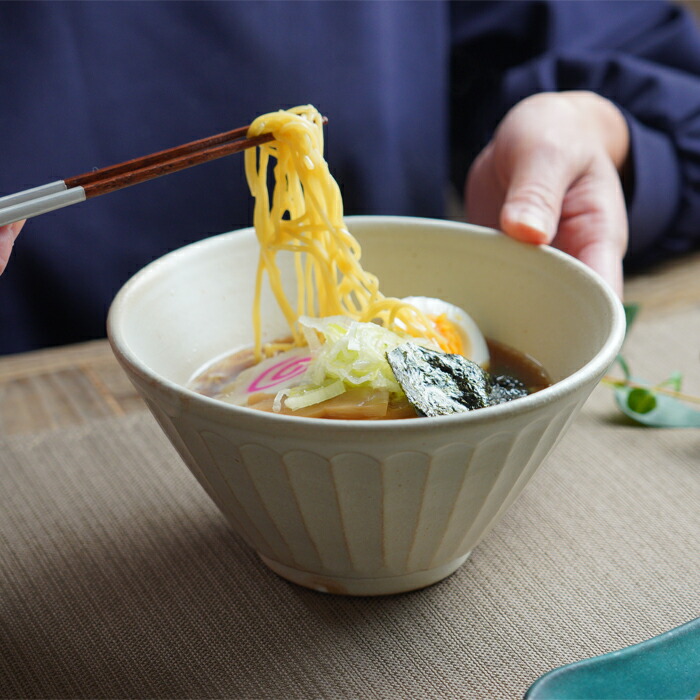 楽天市場】【20％OFFクーポンあり】益子焼 ラーメンどんぶり（平）ラーメン鉢 kinari わかさま陶芸 丼 麺鉢 中鉢 煮物鉢 サラダボウル  シンプル ナチュラル おしゃれ おうちカフェ : 益子焼 和食器通販 わかさま陶芸