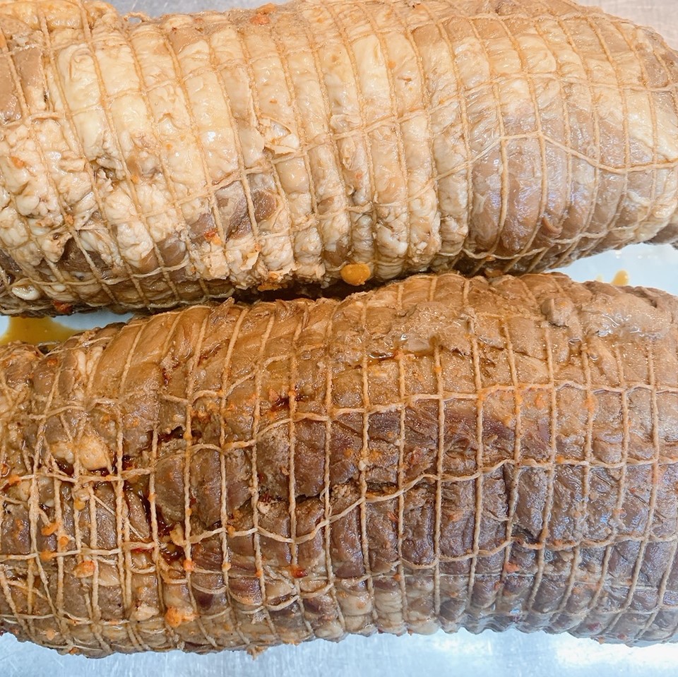 国産豚肩ロース肉で作る 手作り 冷凍食品 冷凍 人気 煮豚 チャーシュー 2本 美味しい 温めるだけ 焼豚 おいしい やわらか 約1キロ おすすめ