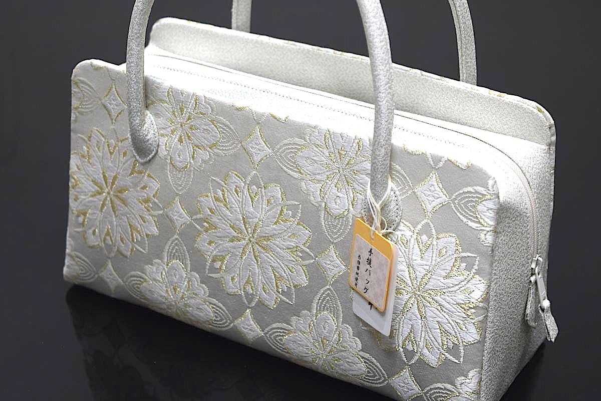 楽天市場】【日本製】【西陣織帯地使用】【正絹】【白梅】【華