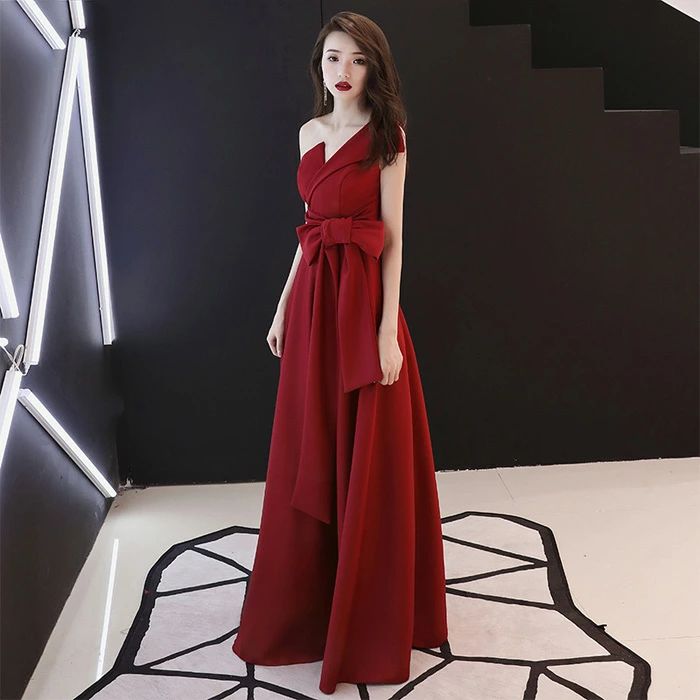 ロングお召しもの 色合いお召しもの 赤 寄りあいお召しもの 花嫁御寮 フォーマルドレス 御芽出度 外国で挙式 カクテルお召しもの 壱肩部 夕まぐれお召しもの 赤いこと 二次会 奥ゆかしい 前撮り 後撮り ロングお召しもの 空蝉購入注文 編み上げ