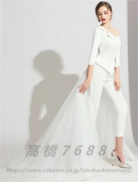 結婚式 パンツスタイル 白 大きいサイズ 黒 モード系 花嫁 ウエディングドレス 赤 個性的 ワンショルダー 二次会 ドレス 長袖 袖あり パンツドレス 七分袖 カラードレス トレーン セクシー チュール