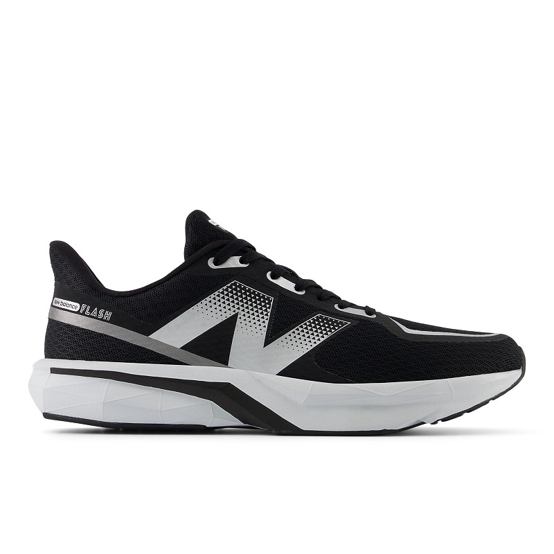 ランニング newbalance ダイナソフトフラッシュV7ブラックBK７ 紳士靴 ランニング FLASH メンズスニーカー NB NEWBALANCE ニューバランス ジョギング 黒色 Flash トレーニング　デイリートレーナー運動靴 普段履きフライングNB MFLSHBK7 部活動　薄底