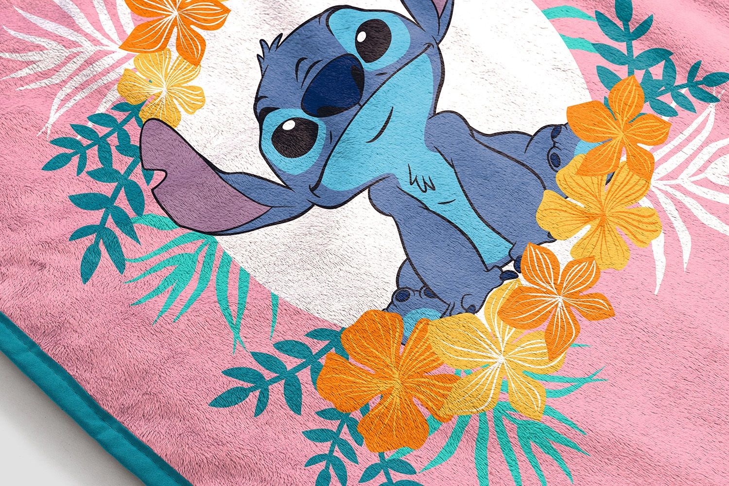 Sale 95 Off 送料無料 Lilo And Stitch Tropical Floral Kids Blanket 62 X 90 100 Polyester Pink Disney 楽天海外通販 Whitesforracialequity Org