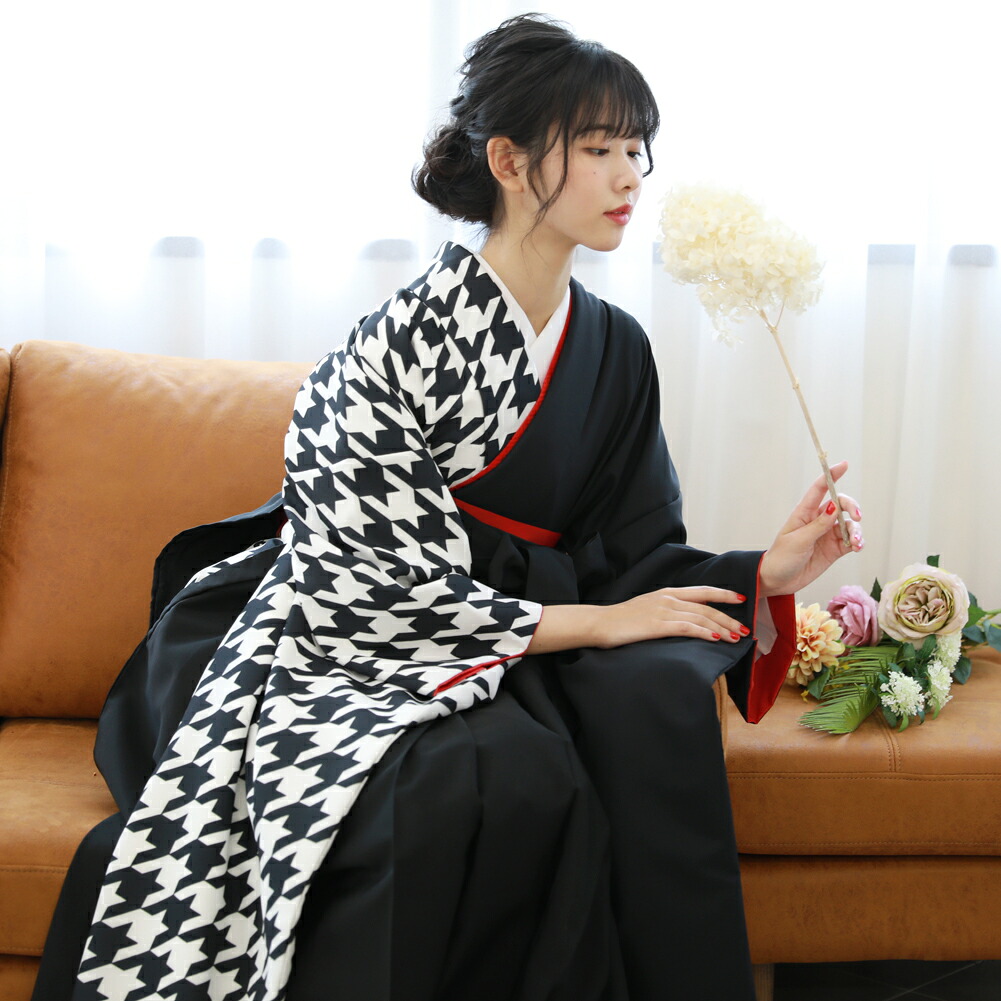 【6/4 20:00～6/11 1:59まで最大限度2,000円OFF引き換え証】【賃借】   卒式 袴 賃借 女 分科大学 フルセット 袴書き割り 亭主もち 卒式袴書き割り 日本製振袖＆袴フルセット賃借 分かりやすい 一本調子  「振袖 黒地にチドリ柄」  カッコイイ 成年者