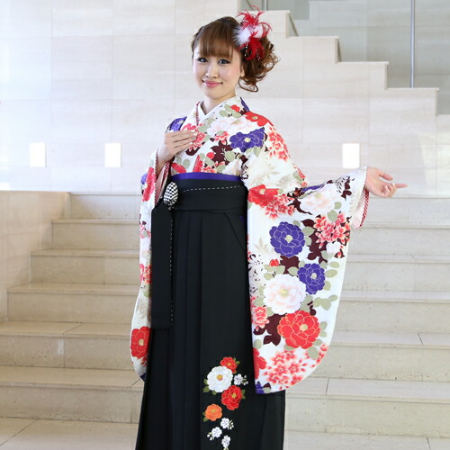 【7/19 20:00～7/26 1:59まで最大2,000円OFFクーポン】【レンタル】 卒業式 袴 レンタル 女 フルセット 袴セット 女性 卒業式袴セット2尺袖着物＆袴 フルセットレンタル 大学生 小学生サイズあり レトロモダン 「白地に赤と紫の八重椿にピンク八重桜」安い｜和　なでしこ