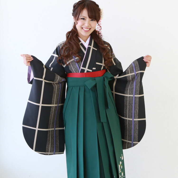 【4/4 20:00～4/10 1:59までポイント10倍】【レンタル】 卒業式 袴 レンタル 女 フルセット 先生 安い 大学 袴セット 卒業式袴セット 袴フルセットレンタル 教員「黒地に格子模様 レトロ