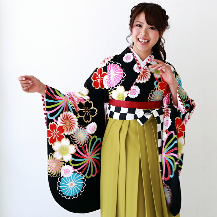 【4/4 20:00～4/10 1:59までポイント10倍】【レンタル】 卒業式 袴 レンタル 女 フルセット 紅一点 袴セット 卒業式袴セット2尺袖着物＆袴フルセットレンタル 安い 大学 レトロモダン 黒地にピンク赤モダン菊と桜 市松袴紐