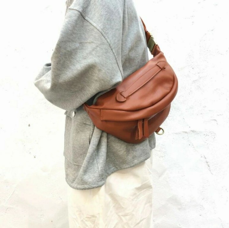 楽天市場】レザースタジオKAZU メッセンジャーバック（小） ショルダー