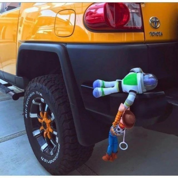 トイストーリー ウッディ バズ 車ぶら下がり人形！ヘルメット付き！フィギュア バズ　ウッディ　車外装用品　車人形画像