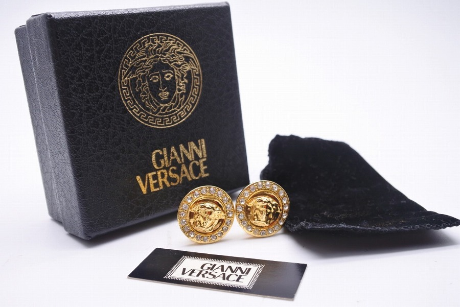 GIANNI VERSACE ヴェルサーチ メデューサ ロゴ ピアス VERSACE ピアス ベルサーチ ヴェルサーチェ メドゥーサ ロゴ