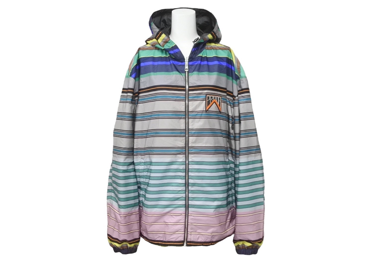 プラダ　PRADA ナイロンリバーシブルジャケット　46 PRADA（プラダ） 24AW リナイロン トライアングルロゴ リバーシブル