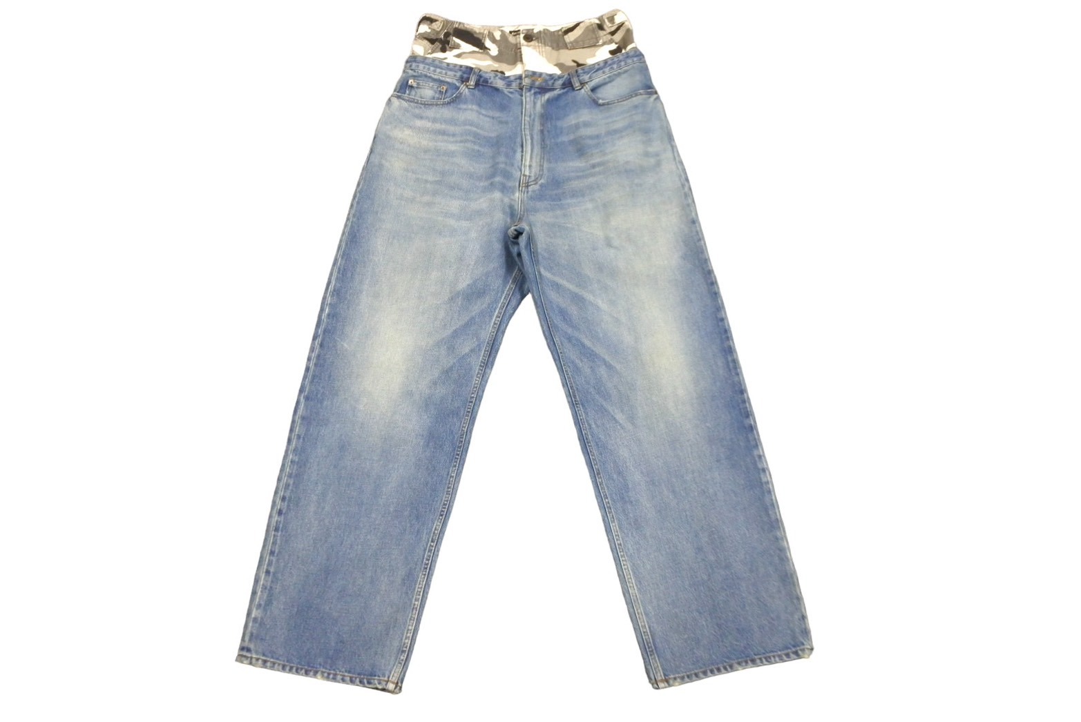 楽天市場】バレンシアガ BALENCIAGA 23年 ロゴペイント 切替