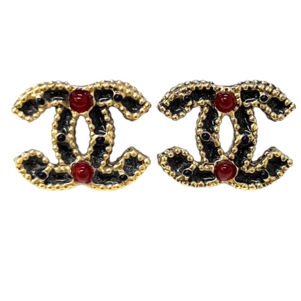 シャネル　マトラッセ　ピアス　刻印あり　傷汚れあり　付属品なし CHANEL シャネル CCマーク ピアス ABD477 B16782 NY391