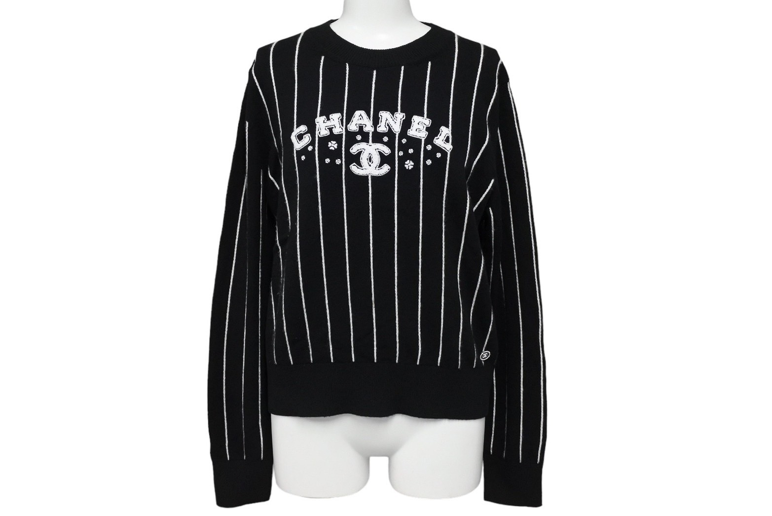 【極美品】CHANEL ニット カシミヤ100% ロゴ 総柄 マルチカラー 42 極美品】CHANEL ニット カシミヤ100% ロゴ 総柄 マルチカラー 42