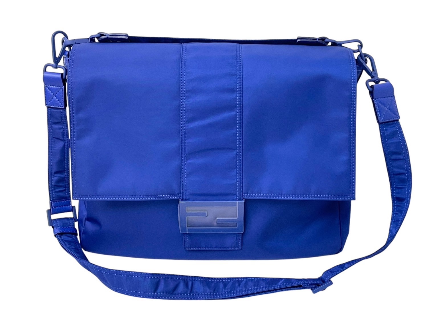 新品未使用 FENDI フェンディ 2WAYショルダーバッグ バゲットメッセンジャーバッグ ラージ 7VA536-AG0P ナイロン ブルー 中古 4c069779|Warashibe_Casanova