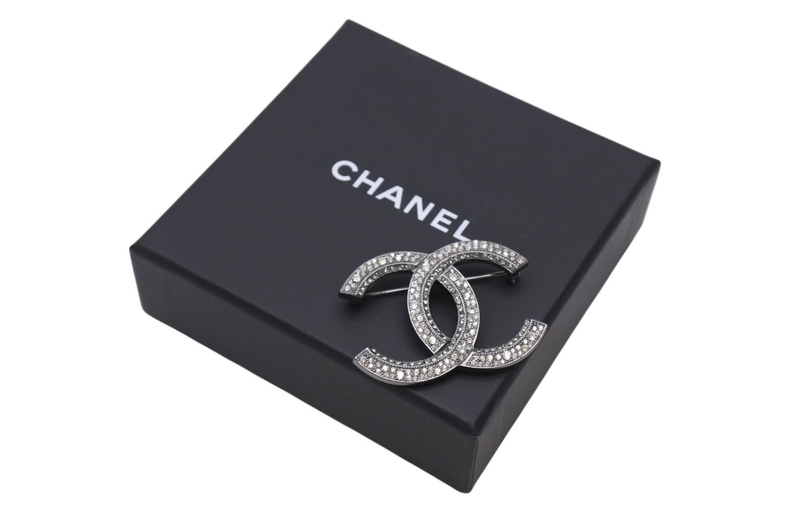 極美品 CHANEL シャネル DOUBLE C BROCHE ダブル C ブローチ レディース シルバー 金属 中古 4c071444|Warashibe_Casanova