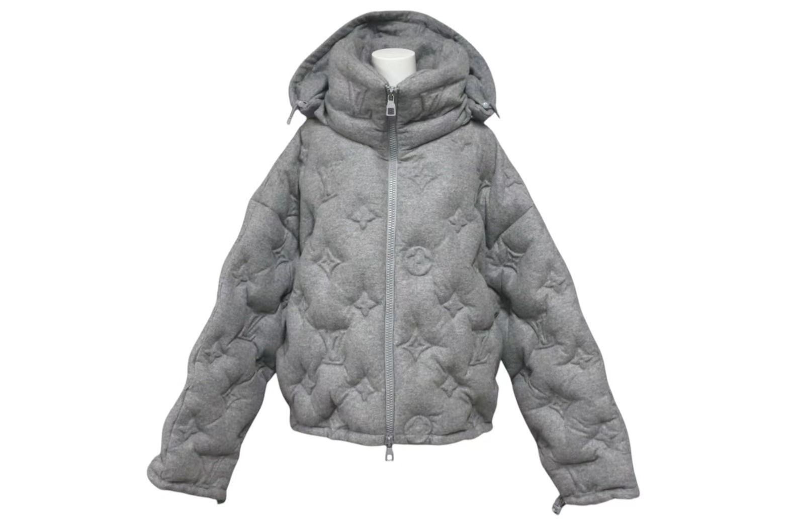 【LOUIS VUITTON】ロングスリーブ ピロー パッファー ジャケット LOUIS VUITTON】ロングスリーブ ピロー パッファー ジャケット