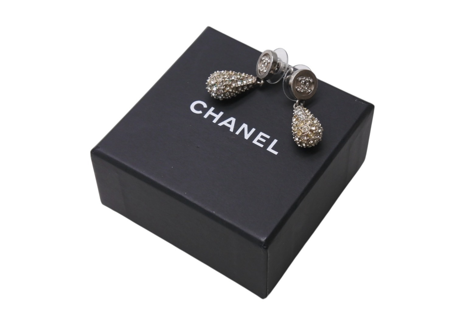 極美品 CHANEL シャネル ピアス 両耳 アクセサリー ココマーク 21B刻印 ラインストーン 5.4g メタル シルバー 中古 4b001375