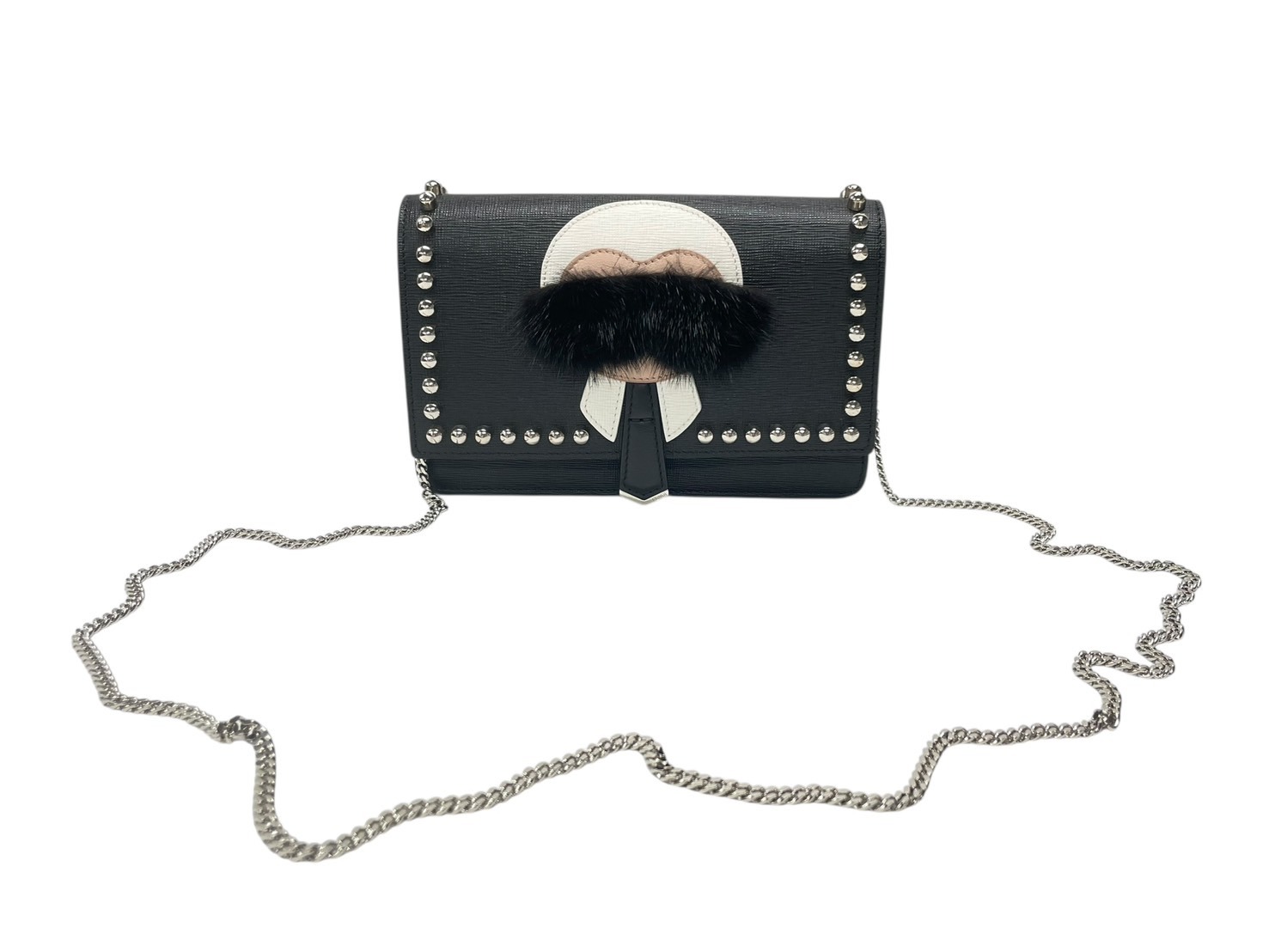 極美品 FENDI フェンディ ショルダーバッグ チェーンウォレット カールラガーフェルド 8M0346 レザー ブラック シルバー金具 中古 4b004329