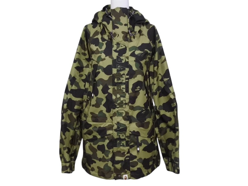 APE イエローカモ　マウンテンジャケット APE イエローカモ マウンテンジャケット A BATHING APE(ア