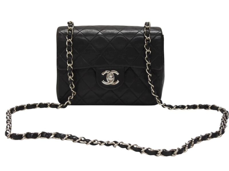 CHANEL シャネル ミニマトラッセ17 ショルダーバッグ ココマーク 4番台 ラムスキン ブラック シルバー金具 美品 中古 4b007351 楽天市場】CHANEL シャネル ミニマトラッセ17 ショルダーバッグ ココ