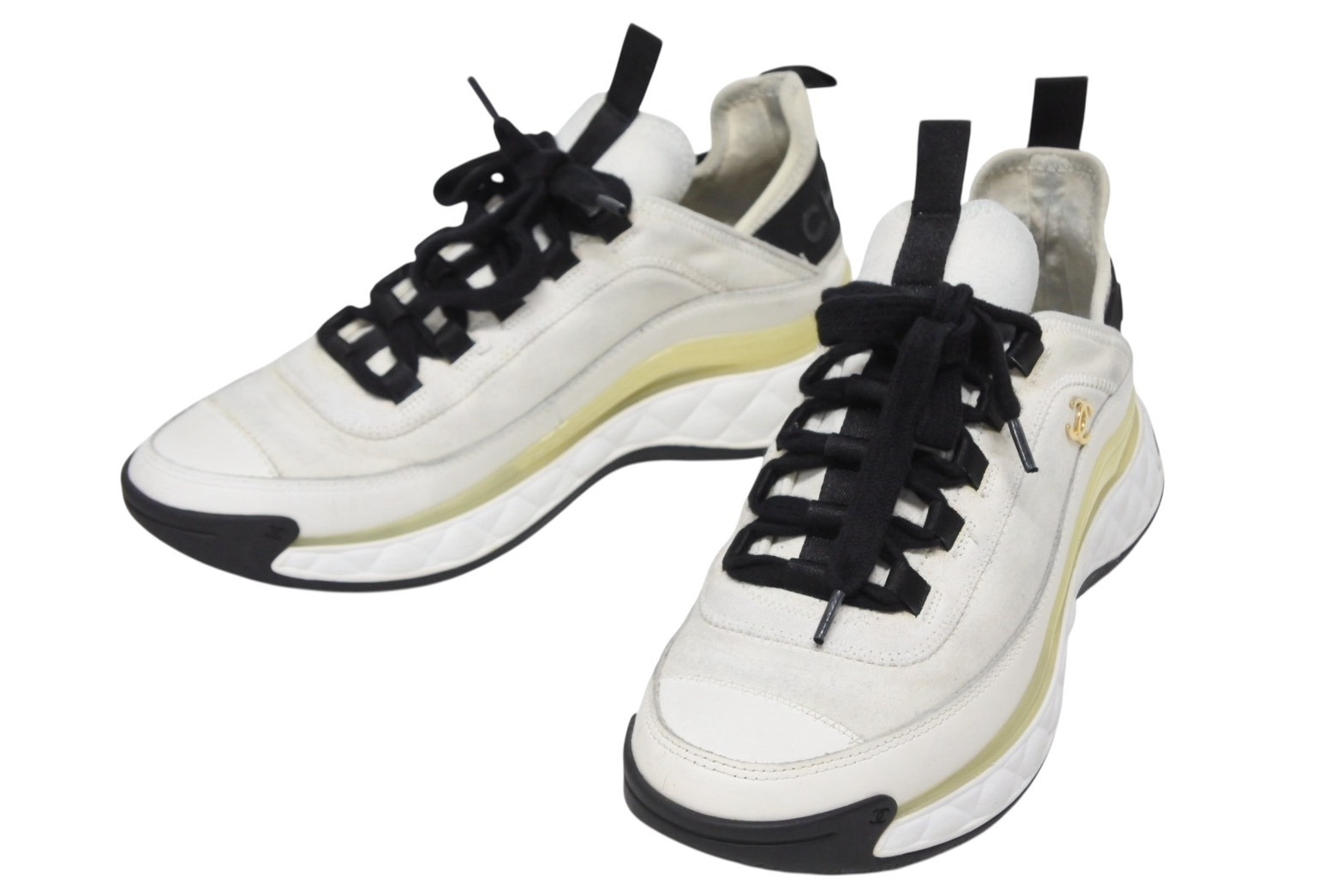 CHANEL ニットスニーカー ブラック/ホワイト 楽天市場】CHANEL スニーカー G38750 現行商品 ニット×スエード グレー