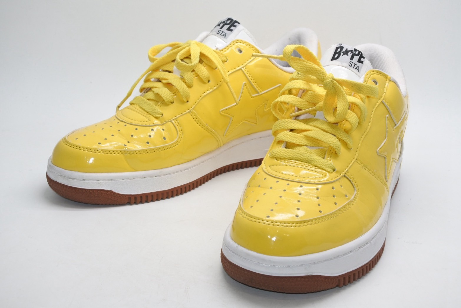 A BATHING APE × SPONGEBOB スポンジボブ アベイシングエイプ ベイプスタ イエロー 28.5cm 美品 中古 4b013346|Warashibe_Casanova