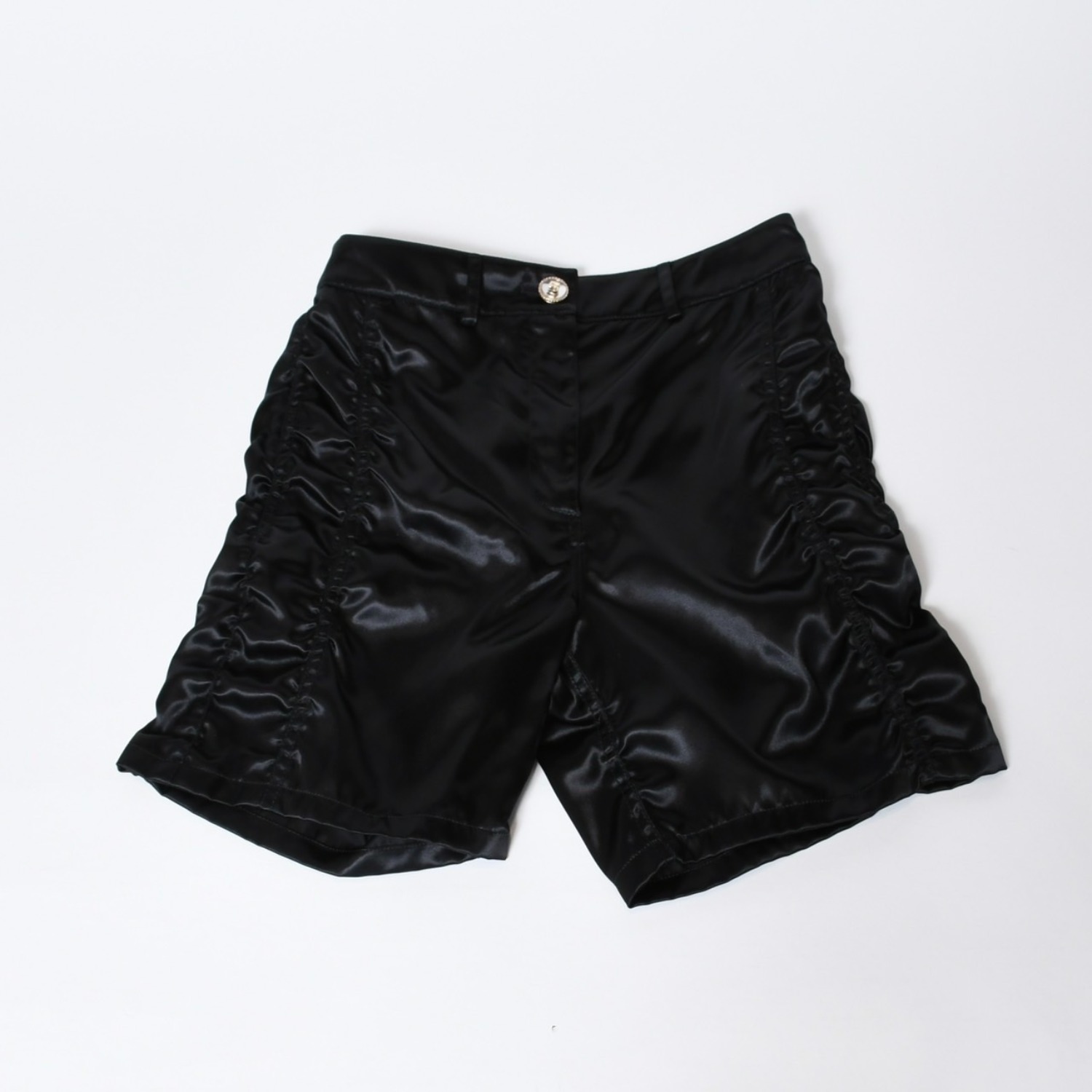 極美品 CHANEL シャネル 21SS ショーツ ショートパンツ P70669V62116 サイズ36 No.5ボタン ココマーク ブラック ギャザー 中古 4b013516｜Warashibe_Casanova