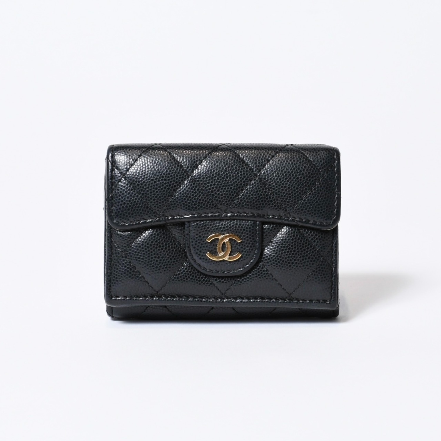 極美品 CHANEL シャネル タイムレスクラシックライン 三つ折り財布 AP0230 ランダム番台 ブラック ボルドー キャビアスキン 中古 4b013615