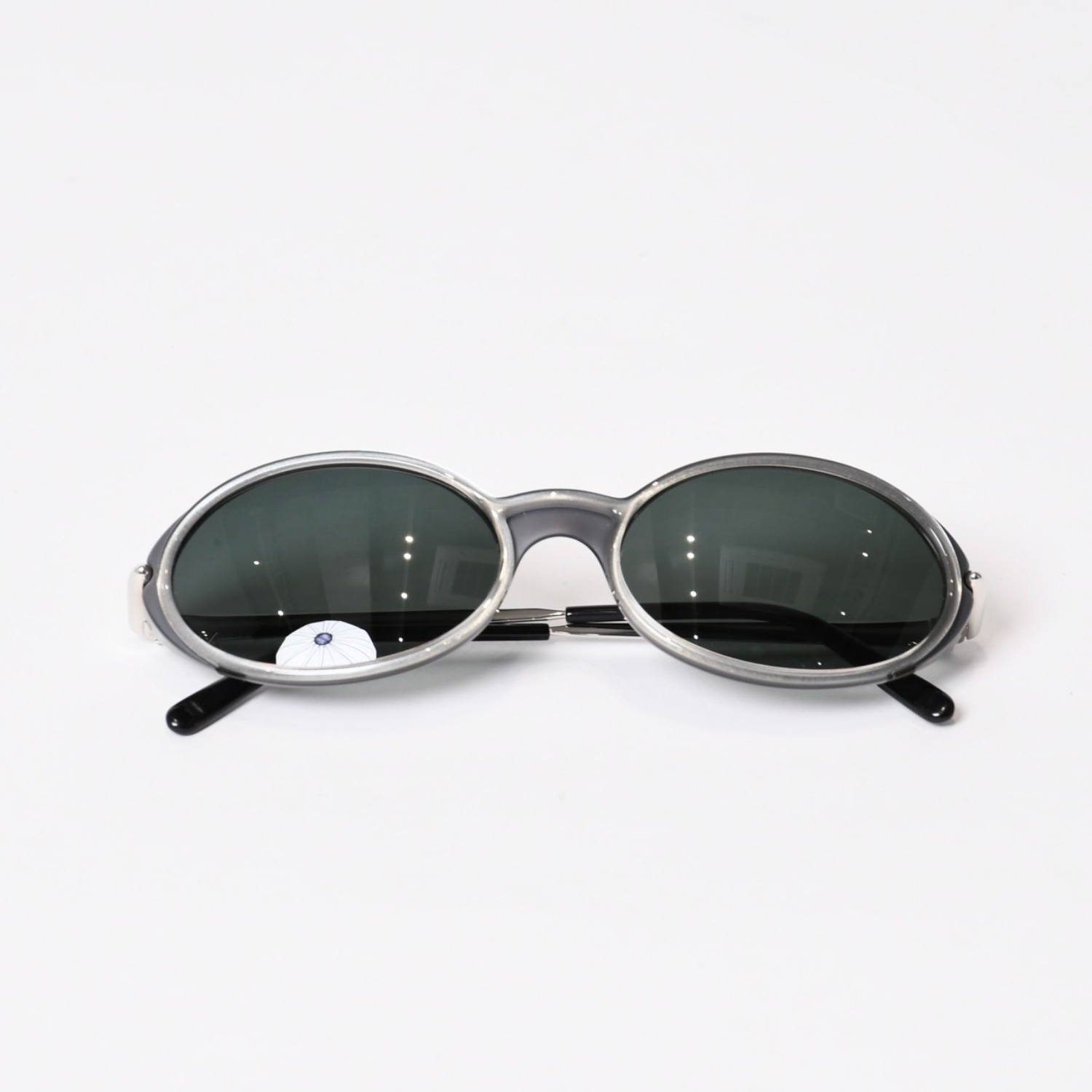 極美品 CARTIER カルティエ オーバル サングラス アイウェア サイズ53□18 135 グレー シルバー ブラック 中古 4b013654