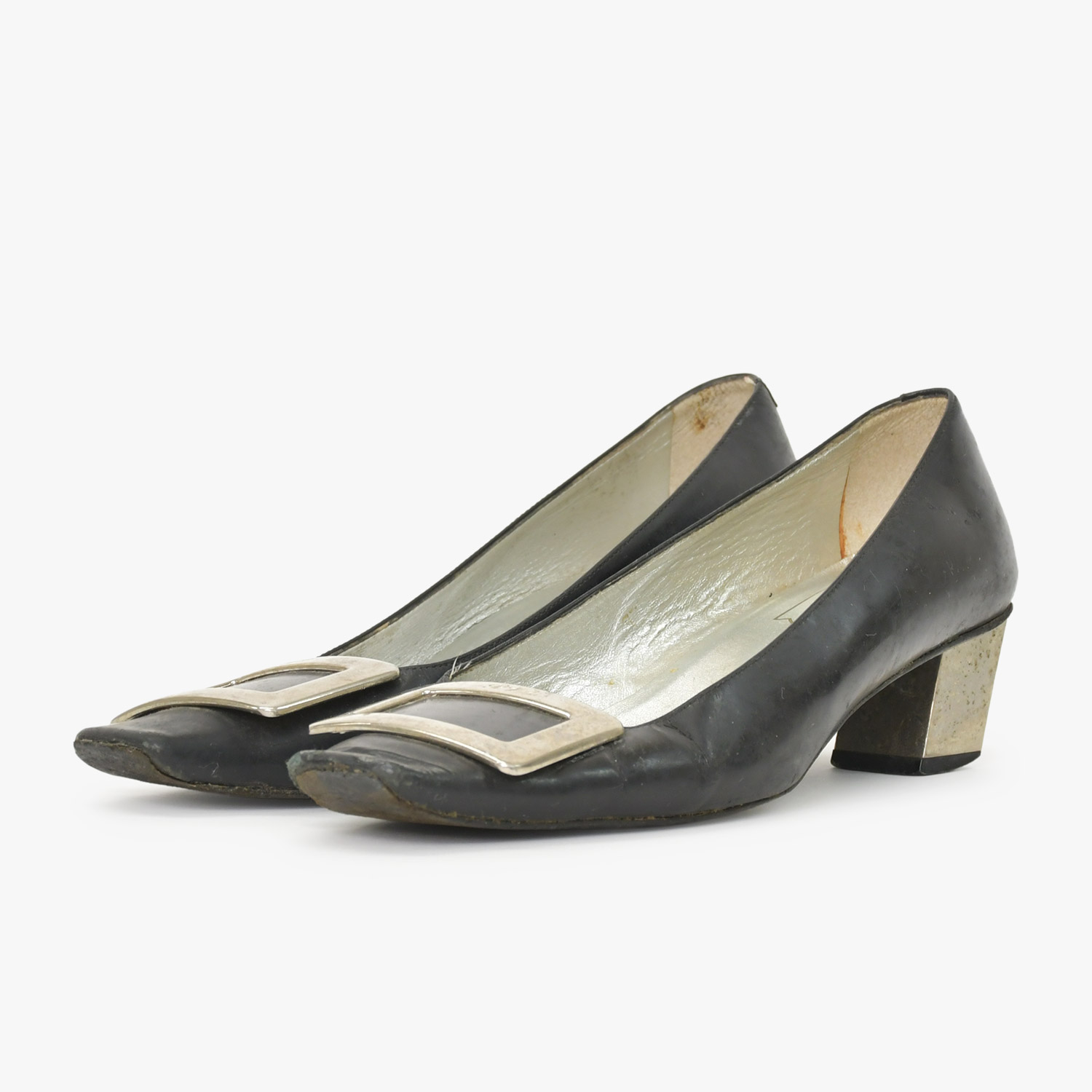 Roger Vivier ロジェ ヴィヴィエ パンプス Pumps メタルバックル ブラック Black イタリア製 良品 中古 4b011756