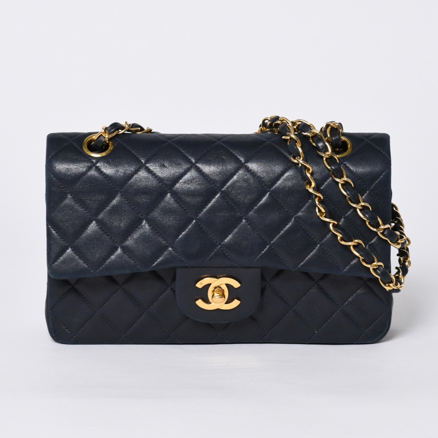 CHANEL シャネル マトラッセ23 Wフラップ Wチェーンショルダーバッグ 2番台 ココマーク ラムスキン ネイビー 美品 中古 4a000502