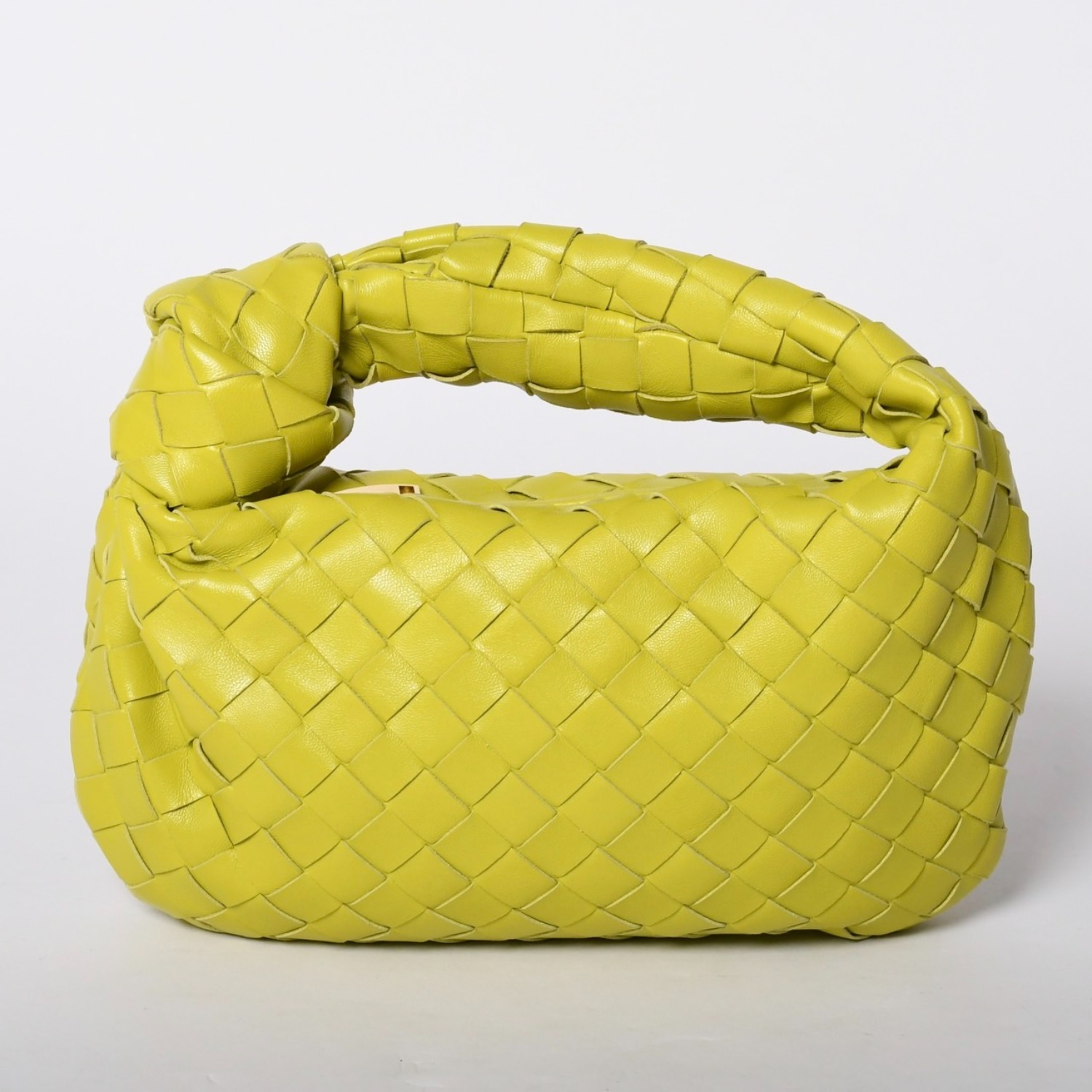 新品未使用 BOTTEGAVENETA ボッテガヴェネタ MINI JODIE ミニ ジョディ ハンドバッグ 651876 イントレチャート ライムグリーン 中古 4a001679｜Warashibe_Casanova 102,850円
