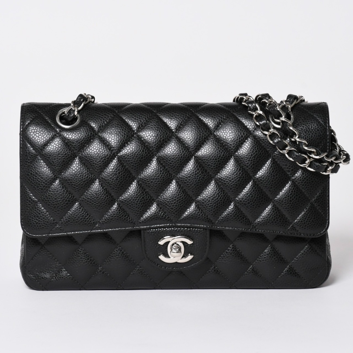 極美品 CHANEL シャネル マトラッセ25 Wフラップ Wチェーンショルダーバッグ 26番台 キャビアスキン シルバー金具 中古 4a002029｜Warashibe_Casanova