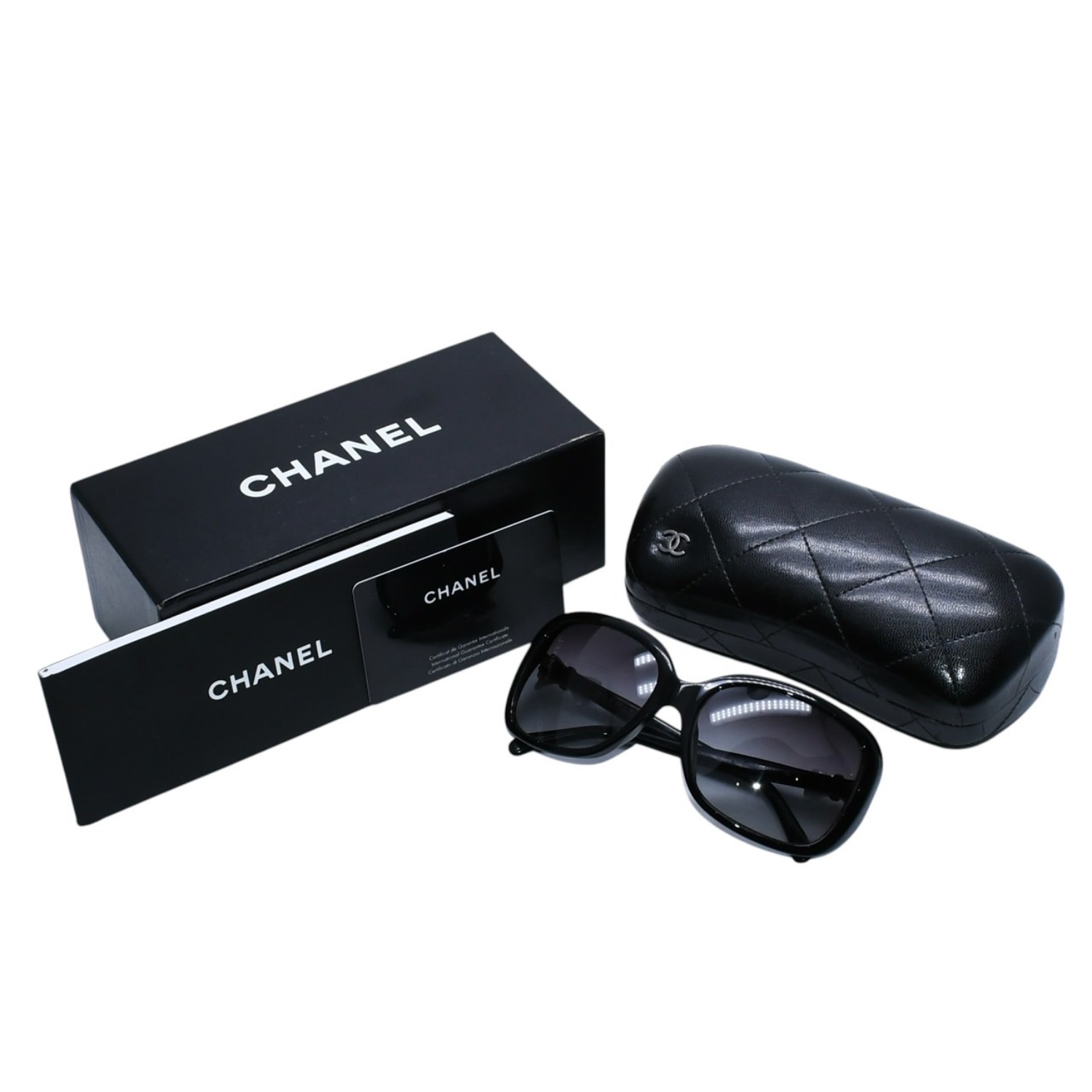 CHANEL シャネル リボンモチーフサングラス キャットアイ バタフライ風 ココマーク ホワイトリボン ブラックフレーム Y2K 5170-A c501/3C 美品 中古 4a002966｜Warashibe_Casanova 44,000円