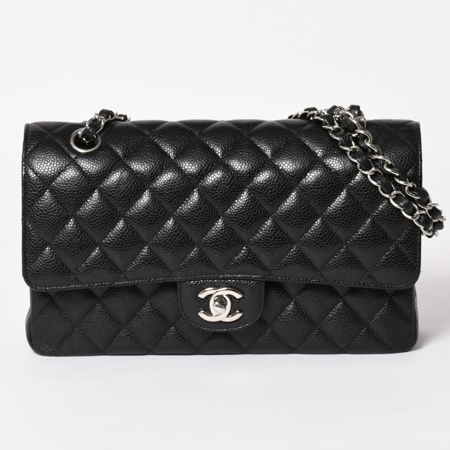 極美品 CHANEL シャネル マトラッセ25 Wフラップ Wチェーンショルダーバッグ 19番台 ココマーク キャビアスキン ブラック 中古 4a004054｜Warashibe_Casanova 440,000円