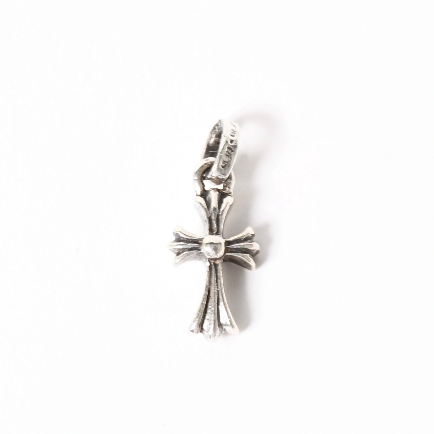 極美品 CHROME HEARTS クロムハーツ CRS BBYFAT ベイビーファットクロス ペンダントトップ チャーム 重量約2.11g シルバー925 中古 4a004328｜Warashibe_Casanova 242,000円