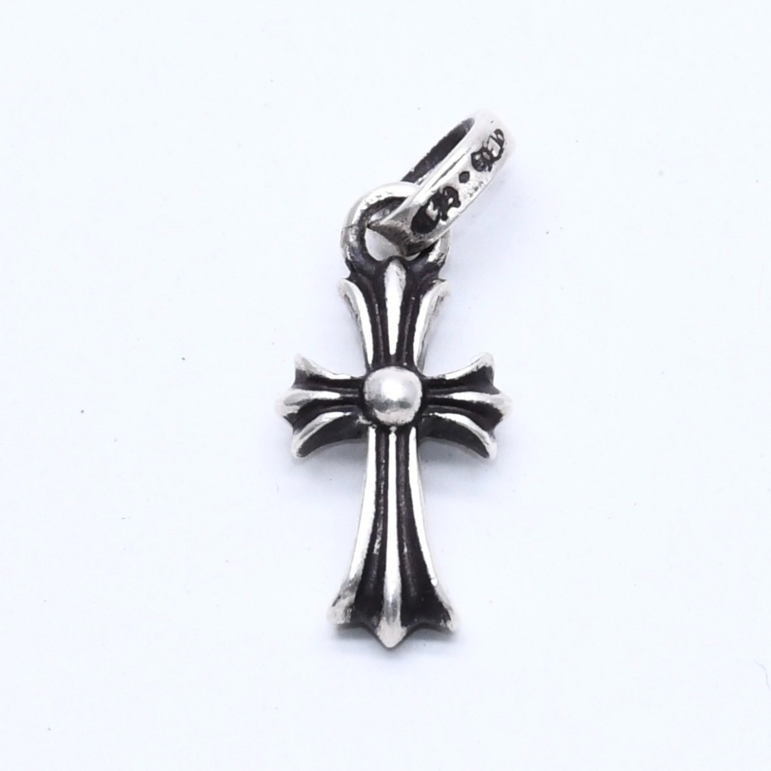 極美品 クロムハーツ CHクロス ベビーファット チャーム ペンダントトップ 重量1.97g シルバー925 アクセサリー 2004 .925刻印 中古 4a004412｜Warashibe_Casanova
