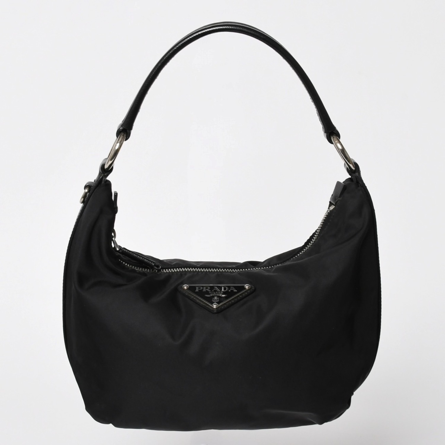 PRADA プラダ ホーボー ワンショルダーバッグ BR3279 トライアングルロゴ ナイロン ブラック シルバー金具 美品 中古 4a005418｜Warashibe_Casanova