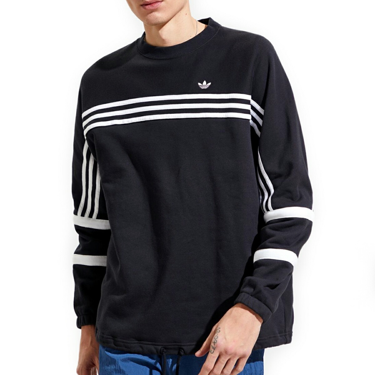 アディダス スウェット adidas COVER ONE CREW NECK SWEATSHIRT アディダス トレーナー メンズ カバー ワン クルーネック スウェット プリント ロンT 長袖Tシャツ クルーネック Tシャツ ラインロゴ ロングTシャツ Tシャツ メンズ USA USA企画 海外限定｜warehouse1o1 9,984円
