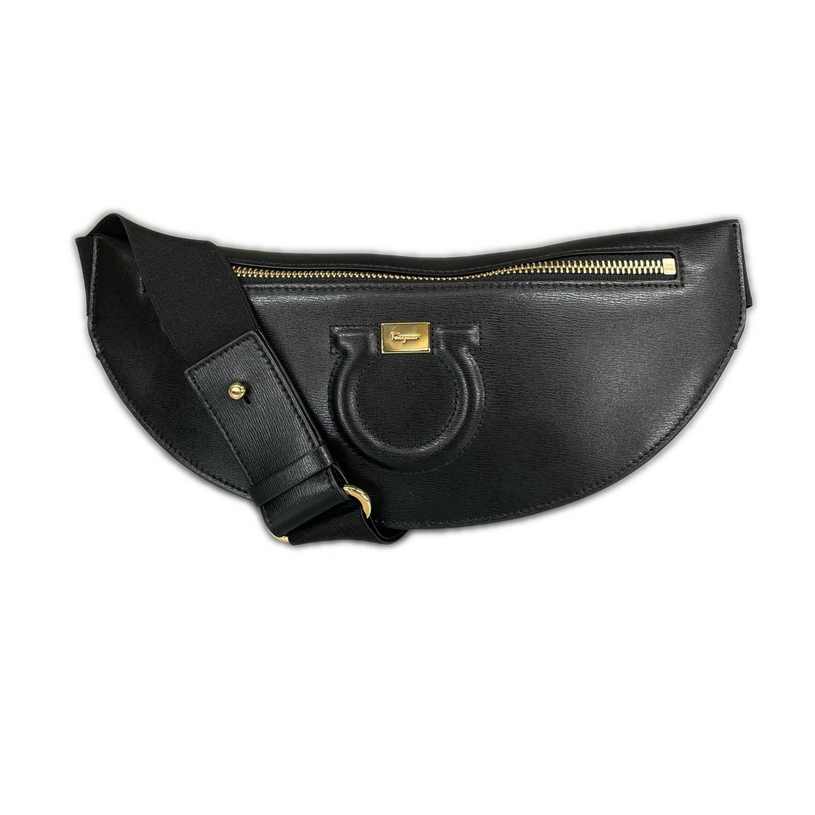 未使用級★Salvatore Ferragamo★ガンチーニ ボディバッグ 黒金 楽天市場】Salvatore Ferragamo サルヴァトーレ フェラガモ ガンチーニ