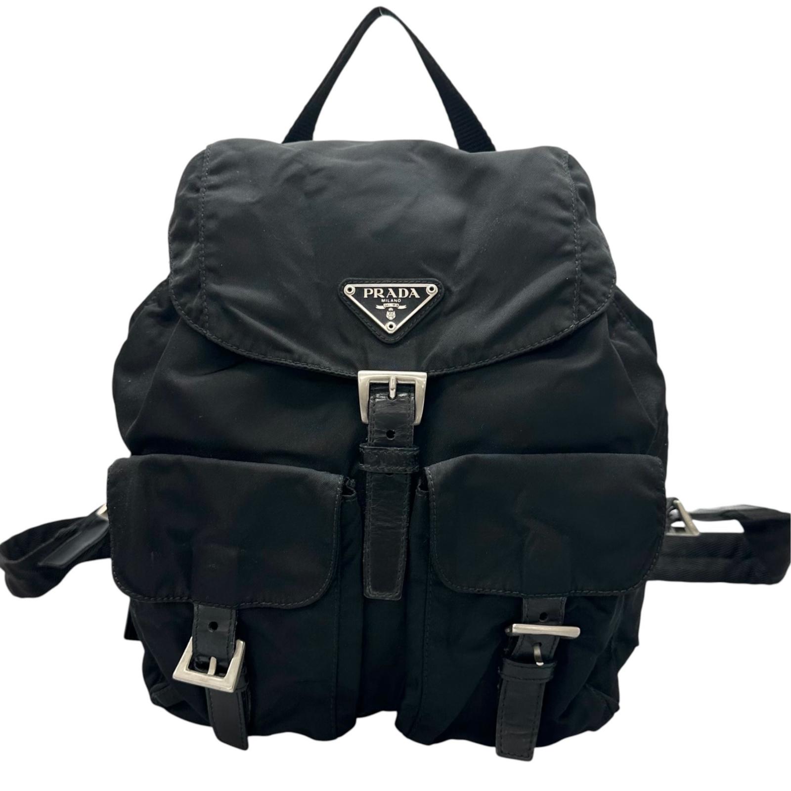PRADA プラダ ３角形ロゴタイプ 背嚢・デイパック ナイロン 黒いこと レディース【中古】【貨物輸送無料】