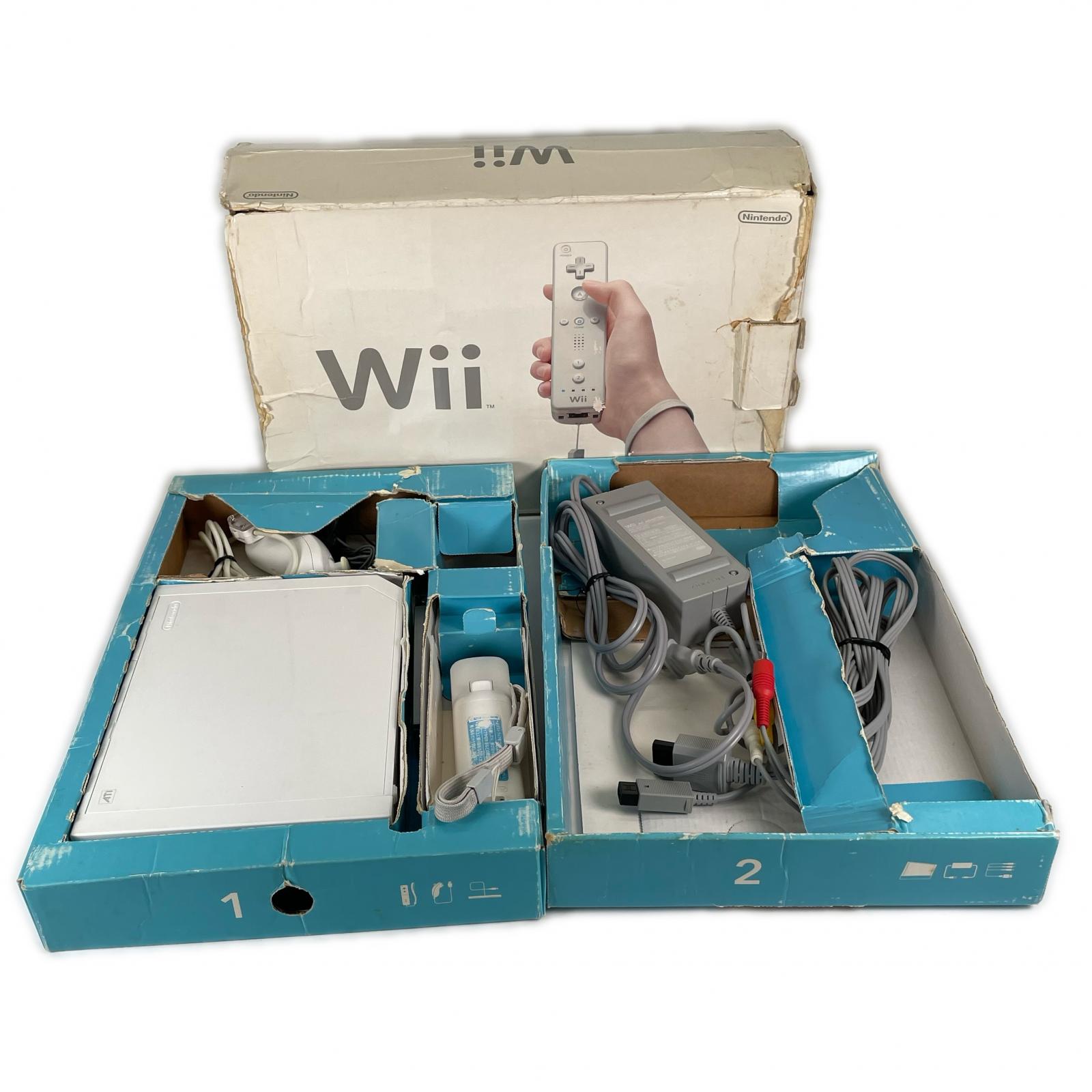 Nintendo Wii箱あり Nintendo 任天堂 ゲームハード【中古】【送料無料】