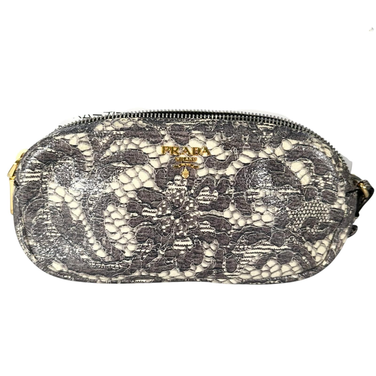 美品 PRADA プラダ 車寄せ ナイロン 薄墨色 レディース ボタニカル柄【中古】【貨物輸送無料】