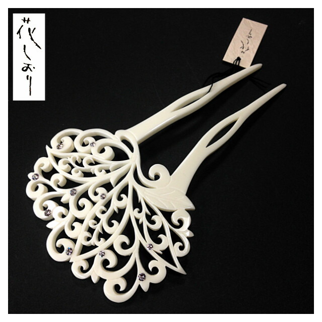 銀かんざし　花と波の模様 オリジナル箱入り 銀かんざし 花と波 模様 オリジナル箱入り 銀かんざし 花と波の