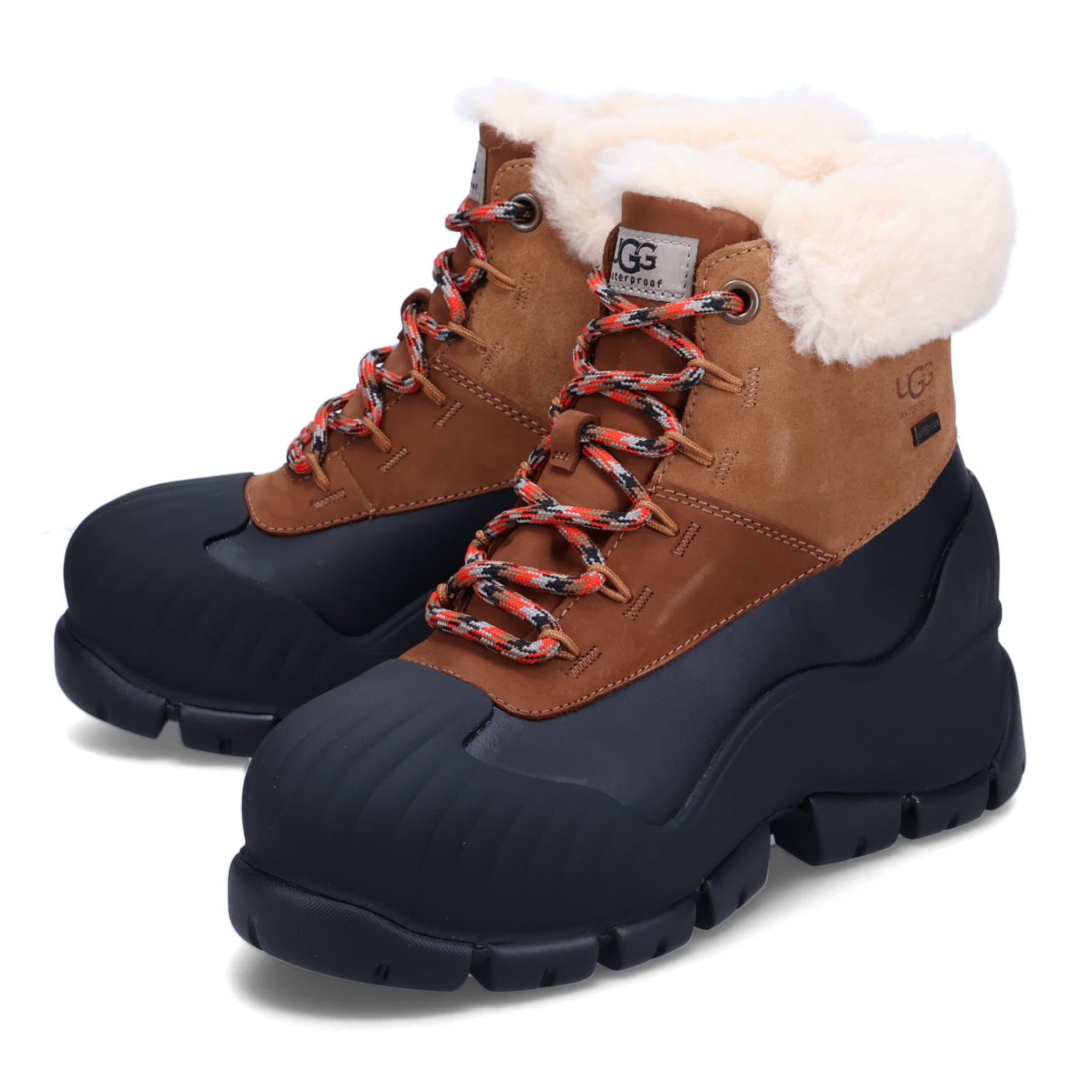 【最高限度1000円OFFクーポン券振りだし中】 UGG ADIROAM HIKER アグ ブーツ アディローム ハイカー レディース 厚底 雨合羽 チェス中毒者 1130851